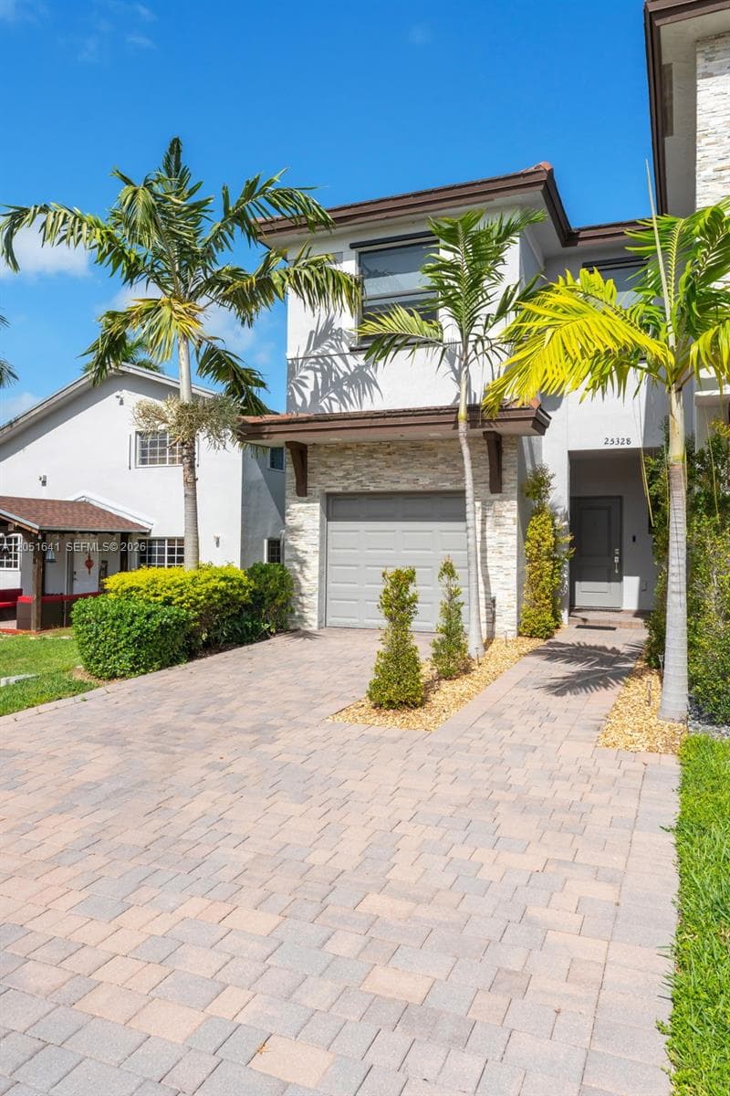 25328 SW 108th Ct, Homestead, FL 33032
