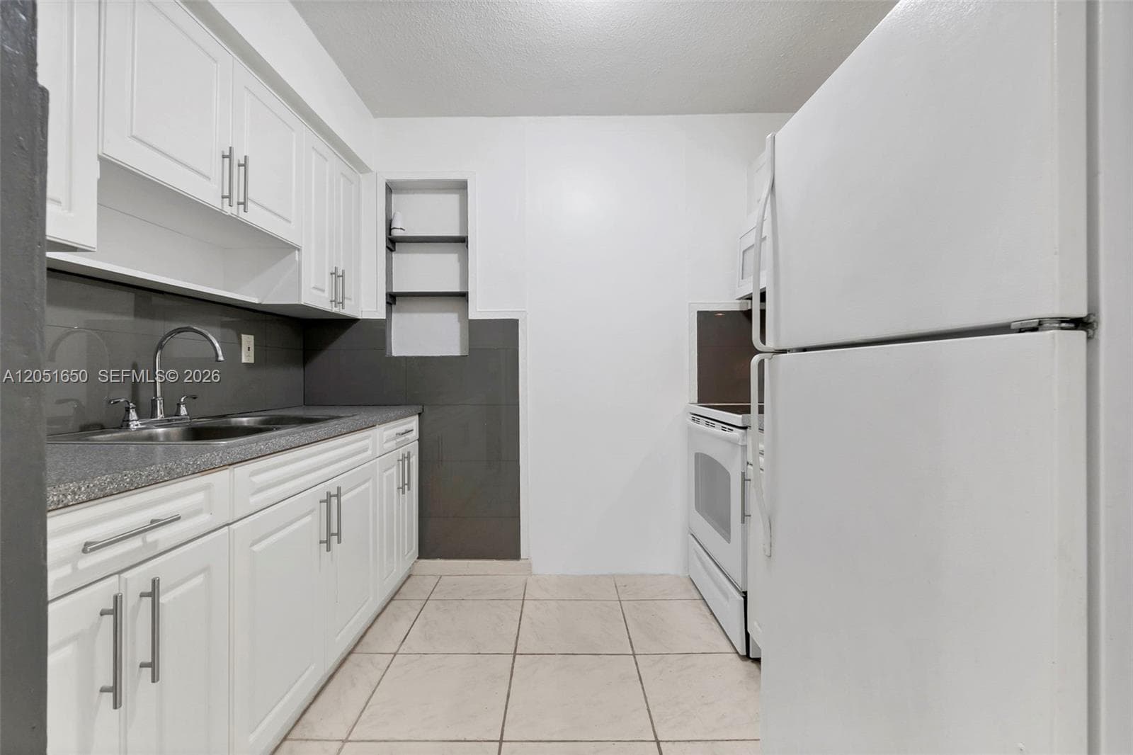 670 NE 130th St # 670, North Miami, FL 33161 — zdjęcie 3