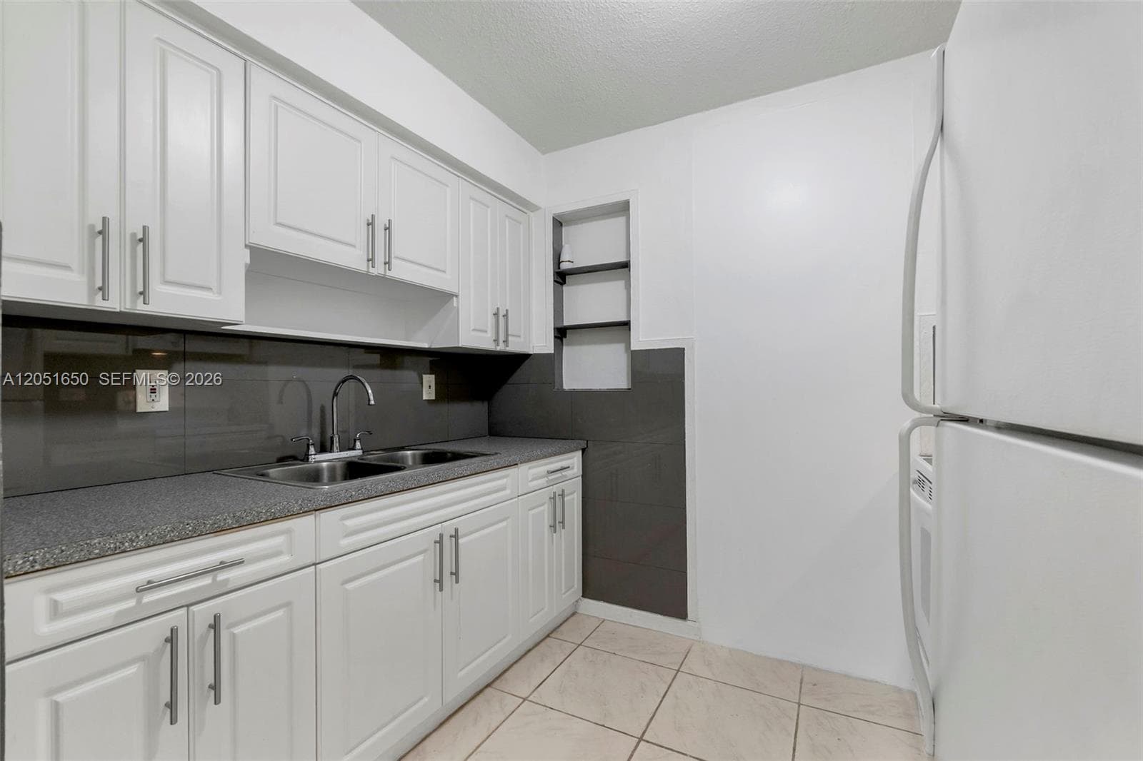 670 NE 130th St # 670, North Miami, FL 33161 — zdjęcie 4