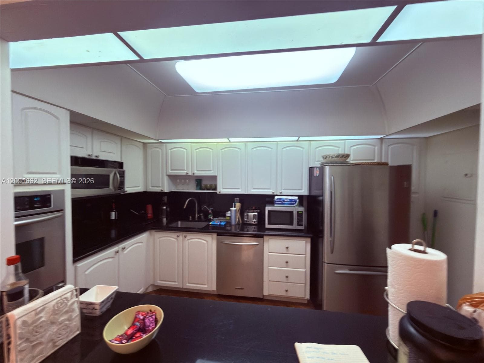 19380 Collins Ave # 404, Sunny Isles Beach, FL 33160 — zdjęcie 2