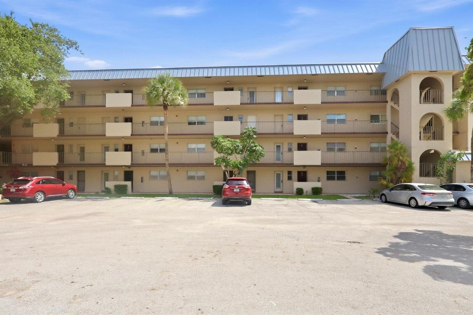 6301 N Falls Circle Drive # 111, Lauderhill, FL 33319 — zdjęcie 2