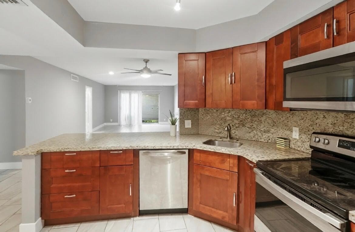 6301 N Falls Circle Drive # 111, Lauderhill, FL 33319 — zdjęcie 5