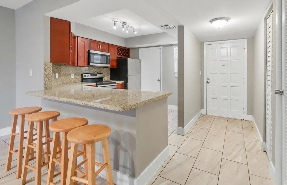 6301 N Falls Circle Drive # 111, Lauderhill, FL 33319 — zdjęcie 4