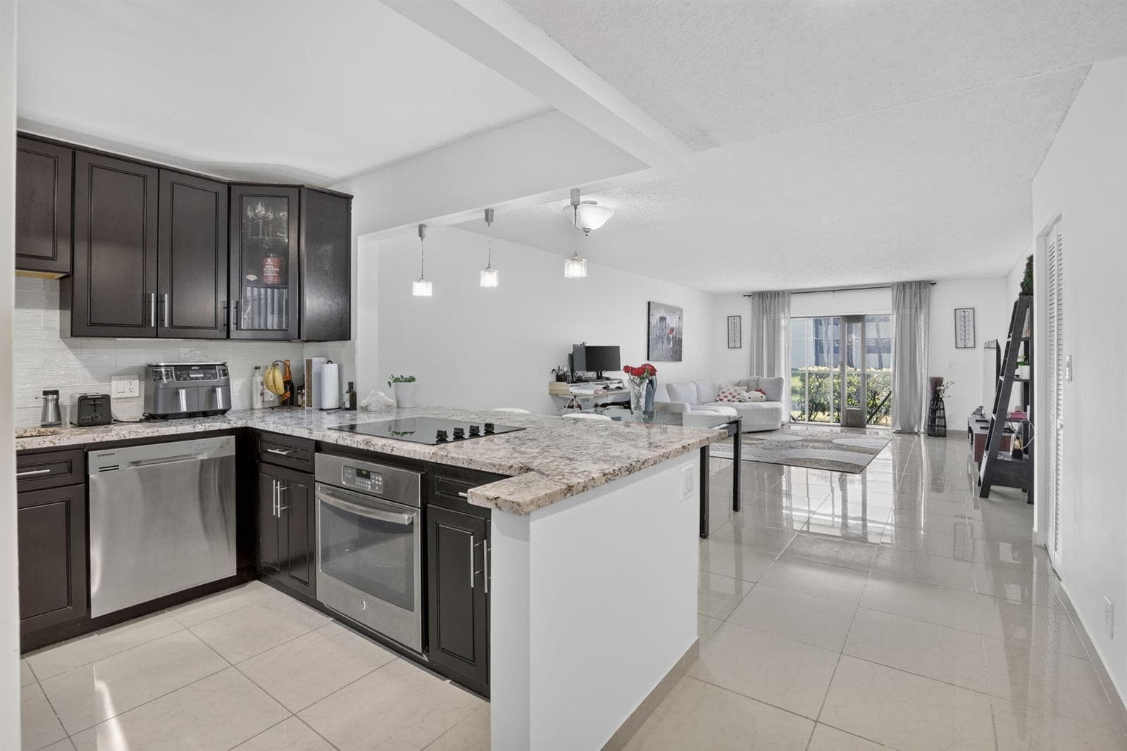 410 Lakeview Drive # 103, Weston, FL 33326 — zdjęcie 3