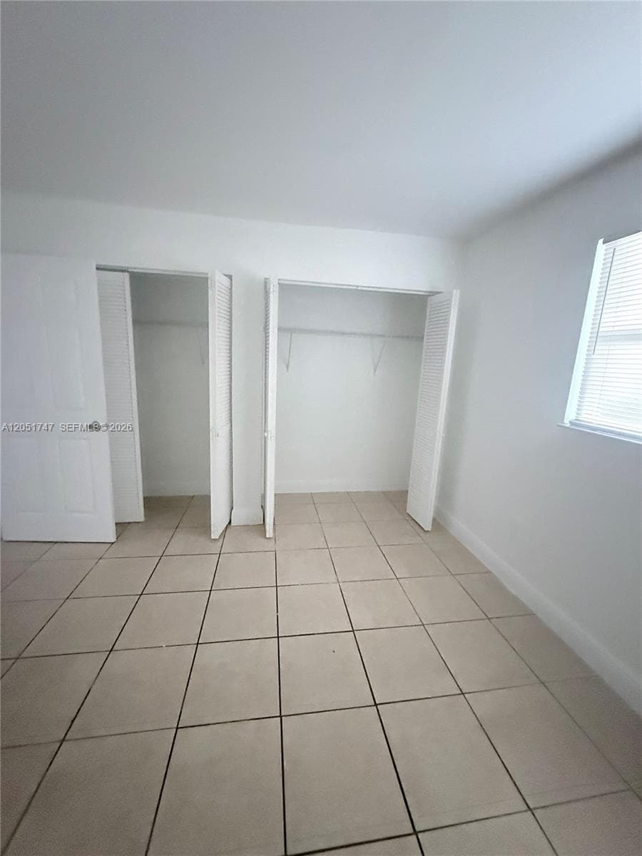 1990 NW 183rd St # 5, Miami Gardens, FL 33056 — zdjęcie 4