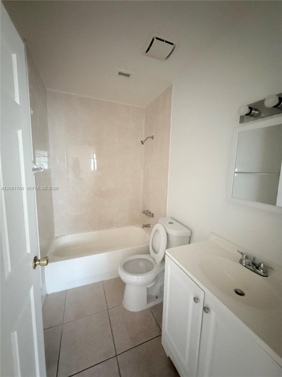 1990 NW 183rd St # 11, Miami Gardens, FL 33056 — zdjęcie 5