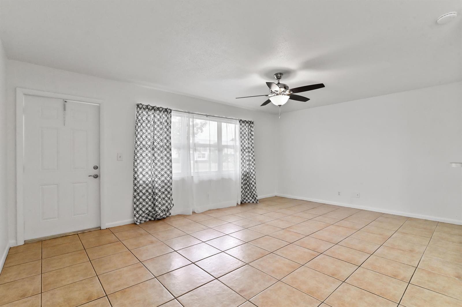 149 Coventry # G, West Palm Beach, FL 33417 — zdjęcie 2