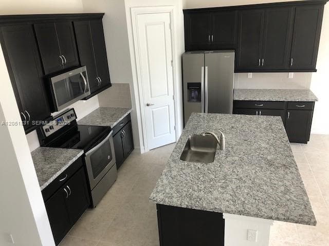 11566 SW 13th Ln, Pembroke Pines, FL 33025