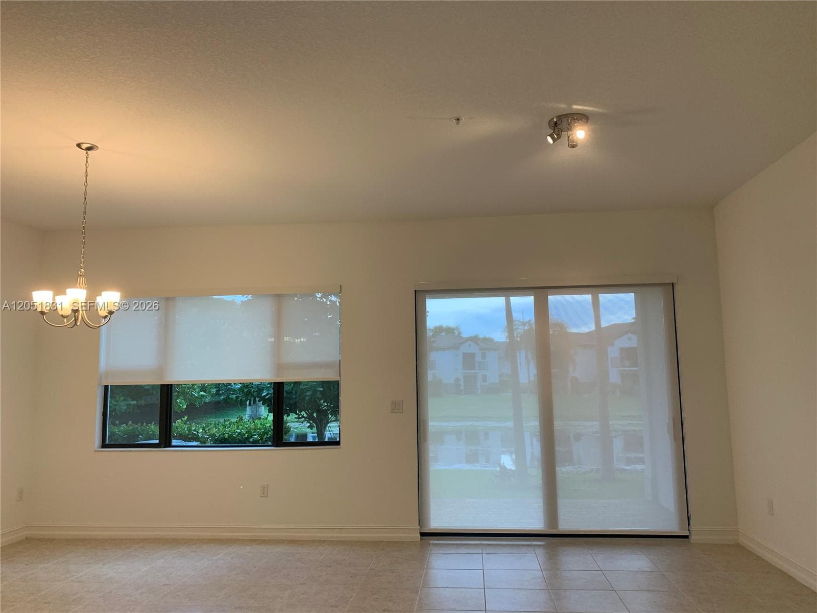 11566 SW 13th Ln, Pembroke Pines, FL 33025 — zdjęcie 5