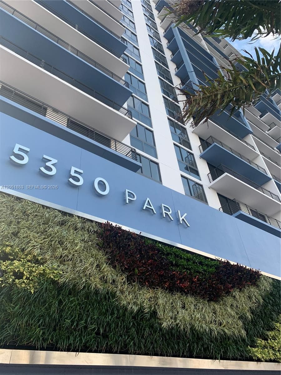5350 NW 84th Ave # 706, Doral, FL 33166