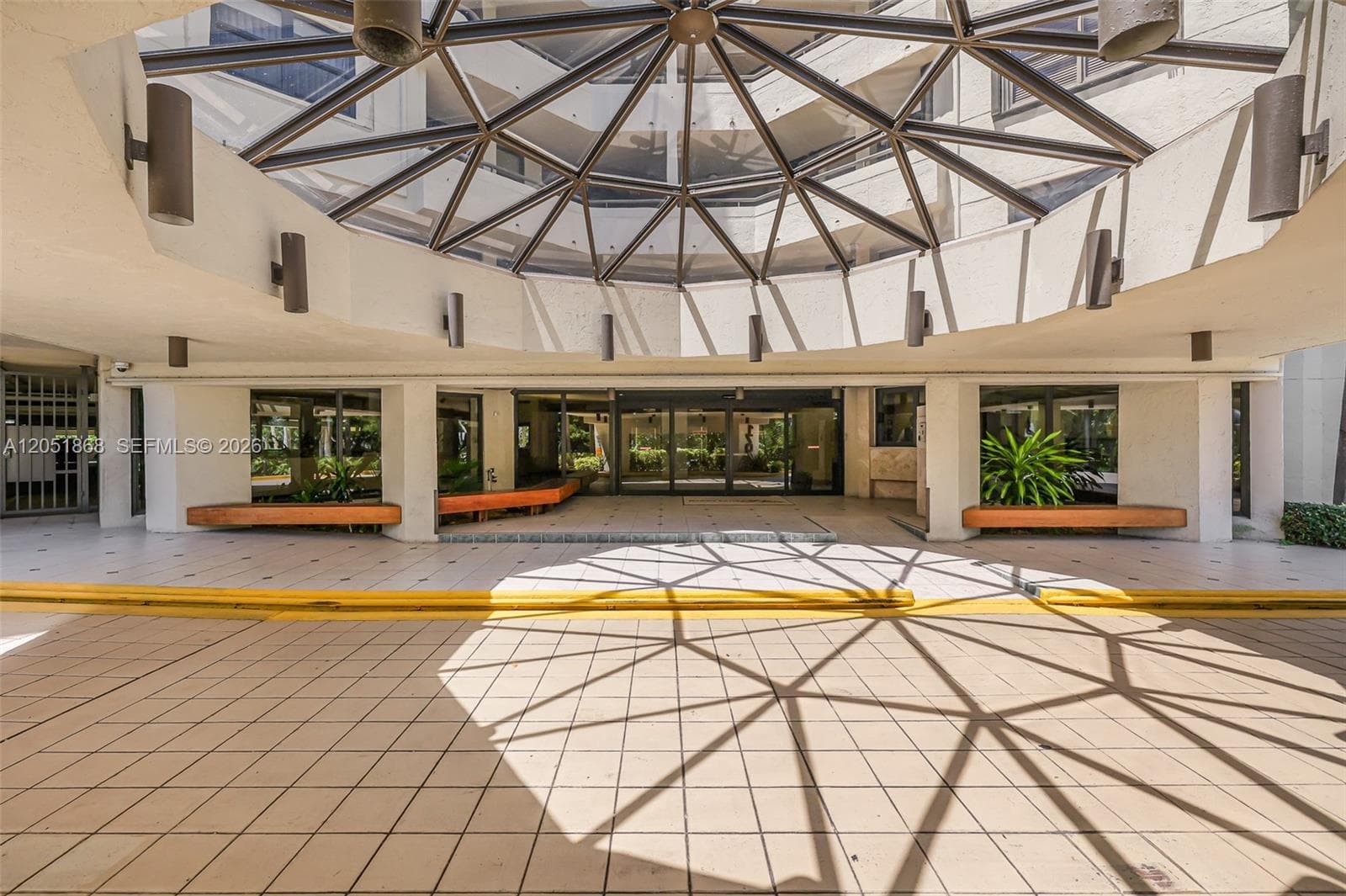 170 Ocean Lane Dr # 305, Key Biscayne, FL 33149 — zdjęcie 2