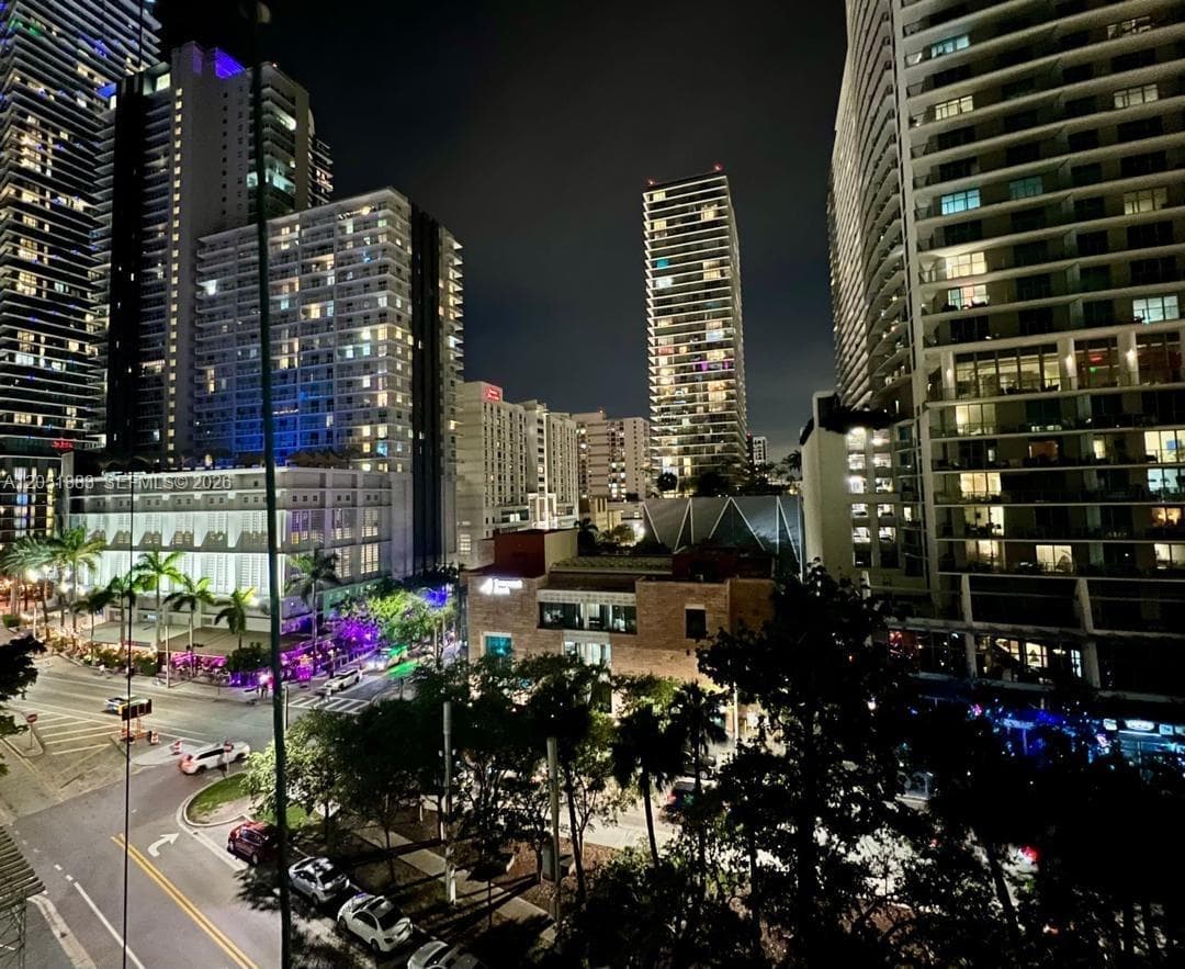 1080 Brickell Ave # 703, Miami, FL 33131