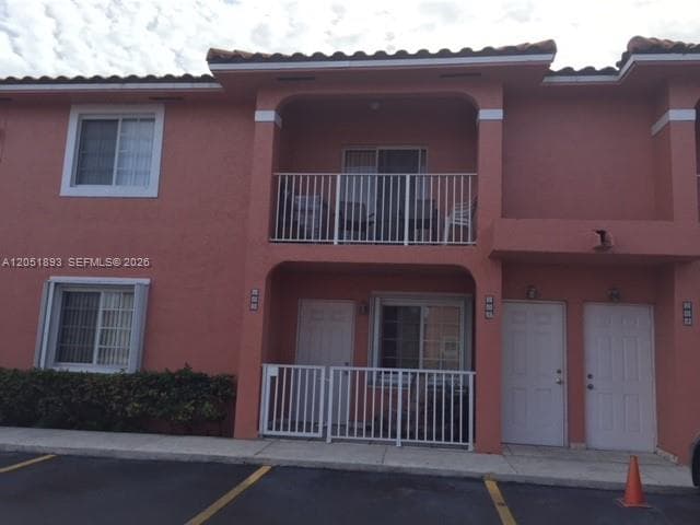 5810 W 18th Ln # 208, Hialeah, FL 33012 — zdjęcie 2
