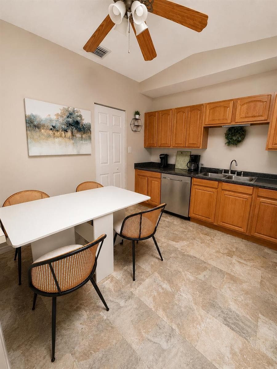 1433 Captains Walk # 18a, Fort Pierce, FL 34950 — zdjęcie 4