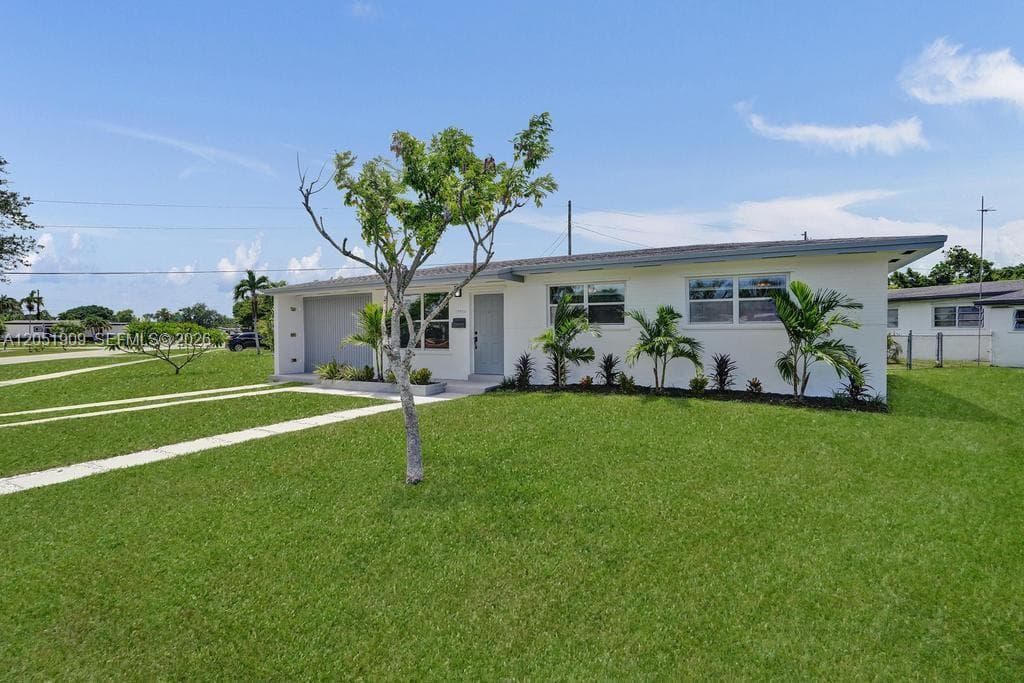 19930 Christmas Rd, Cutler Bay, FL 33157