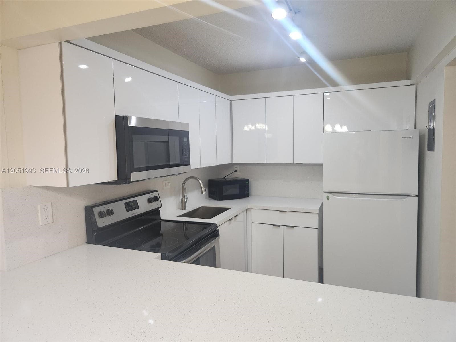 8990 SW 24th St # 228, Miami, FL 33165 — zdjęcie 4