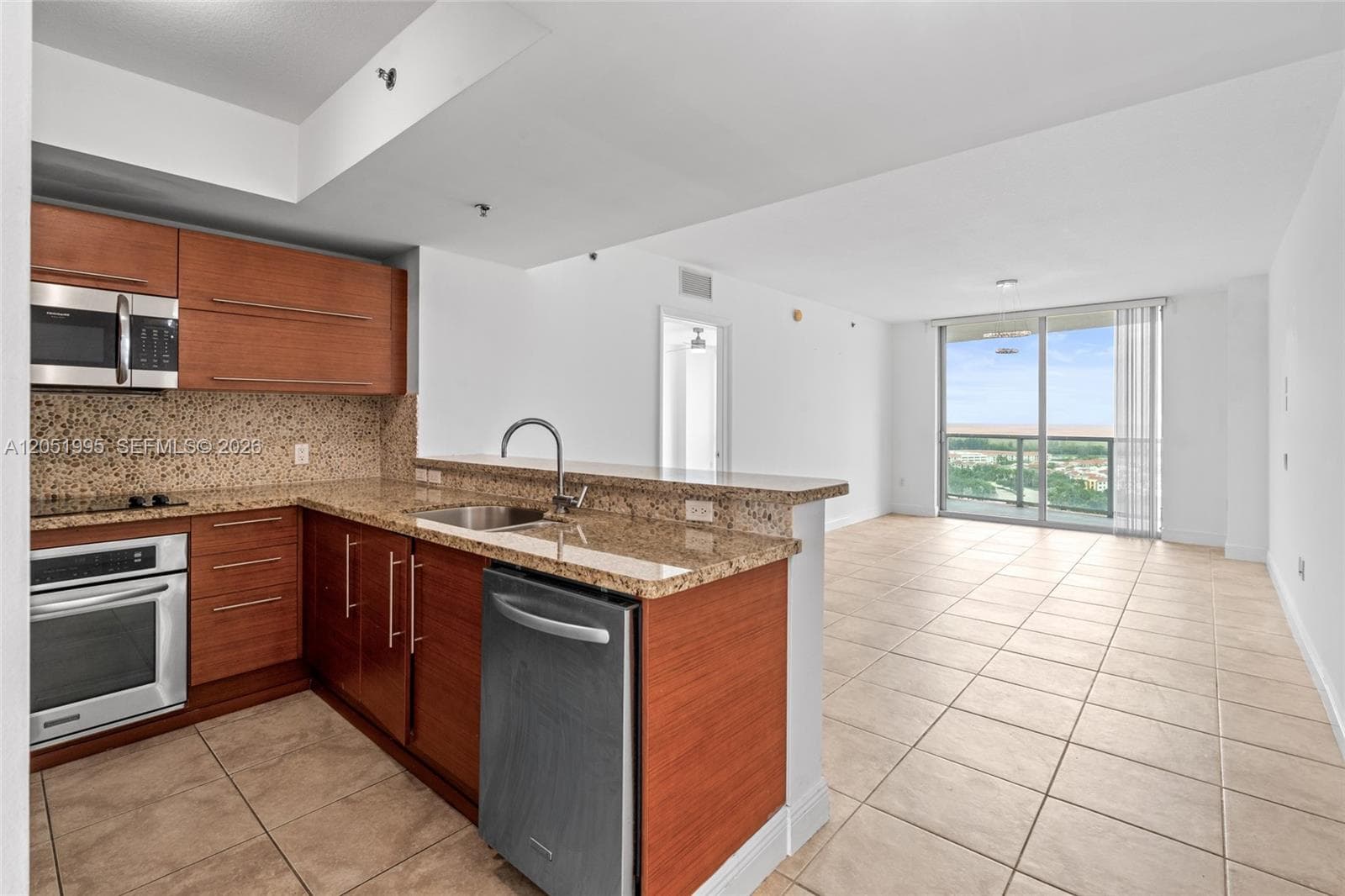 2681 N Flamingo Rd # 2205S, Sunrise, FL 33323 — zdjęcie 5