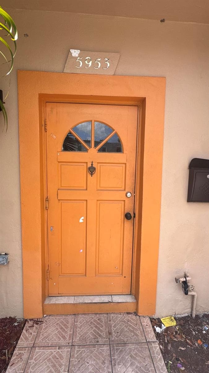 5953 NW 24th Court, Sunrise, FL 33313 — zdjęcie 2