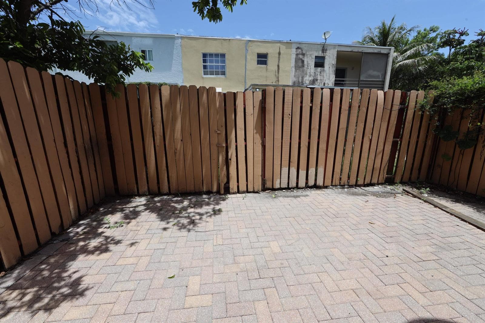 5953 NW 24th Court, Sunrise, FL 33313 — zdjęcie 4
