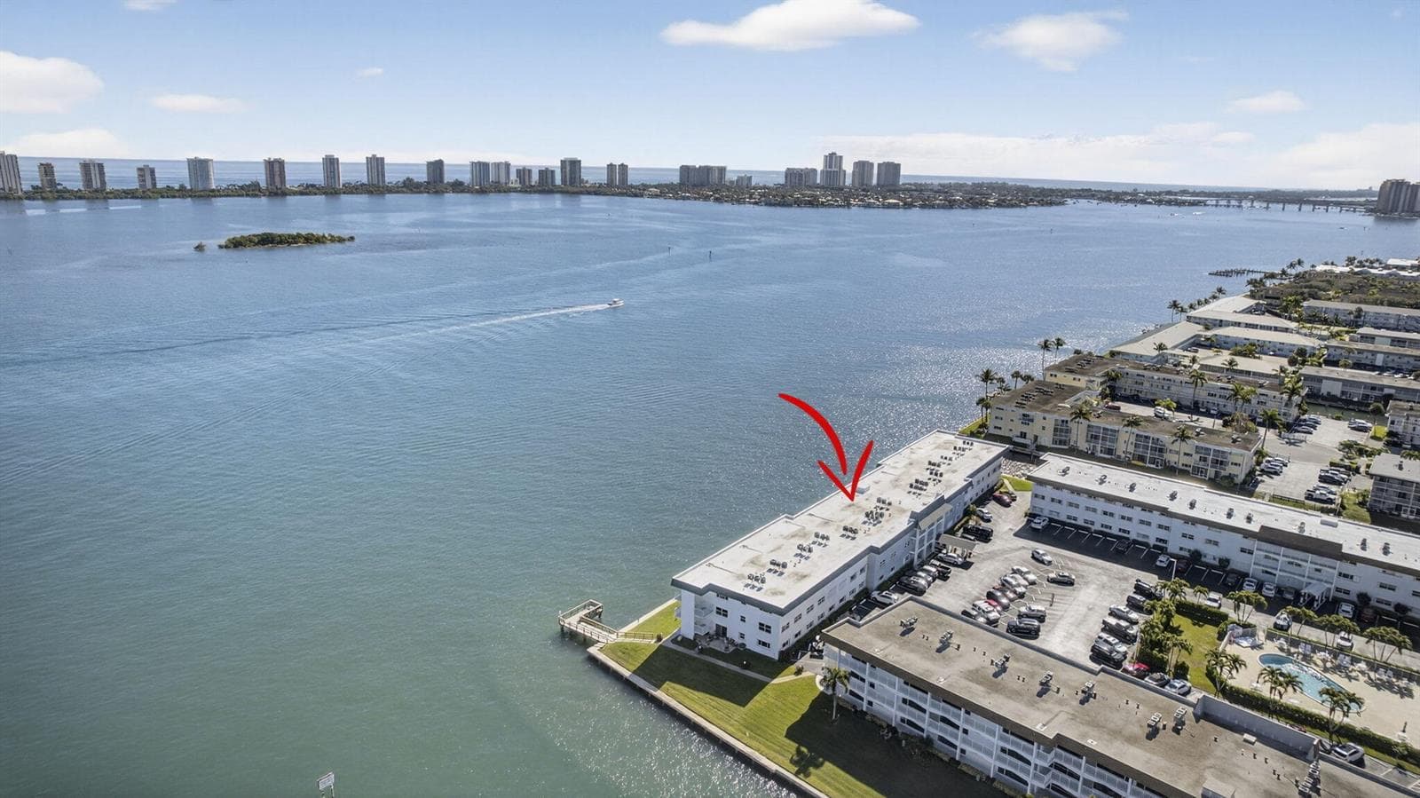 100 Shore Court # 307, North Palm Beach, FL 33408
