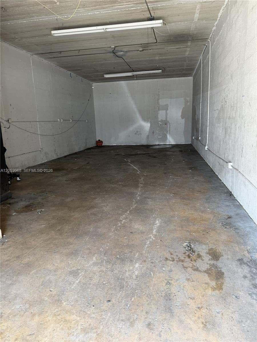 2561 NW 23rd St, Miami, FL 33142 — zdjęcie 3