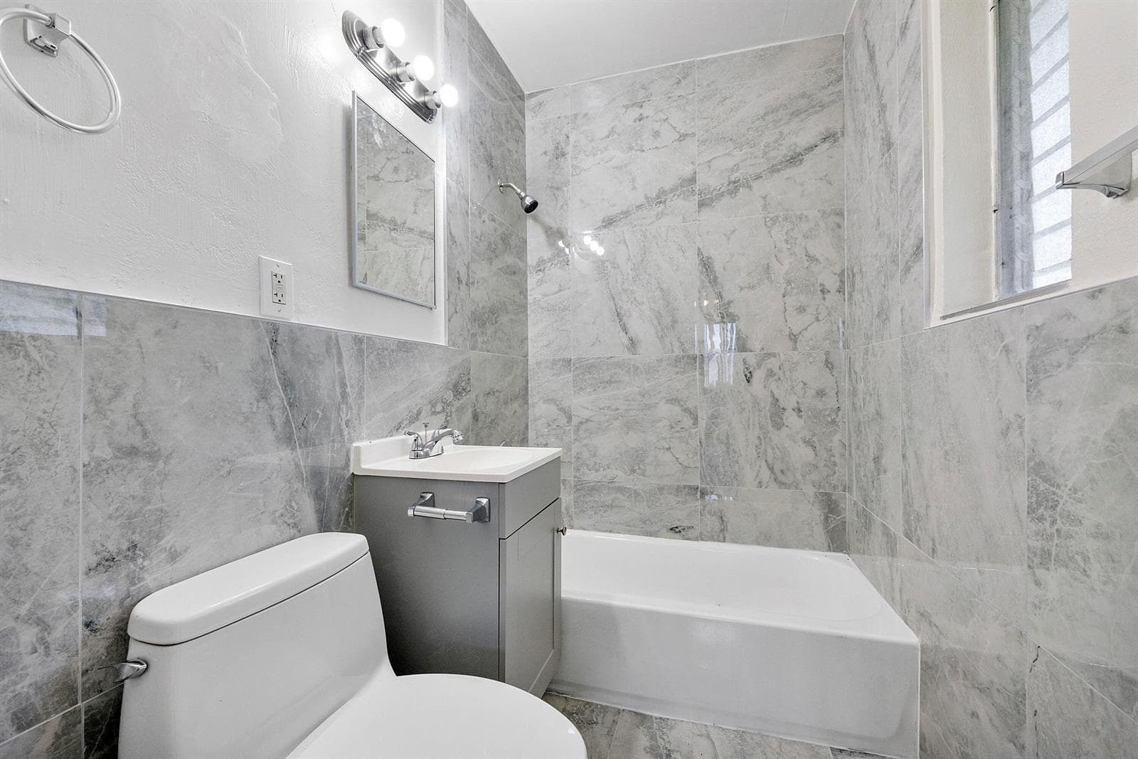 515 NE 150th Street # 1, Miami, FL 33161 — zdjęcie 3