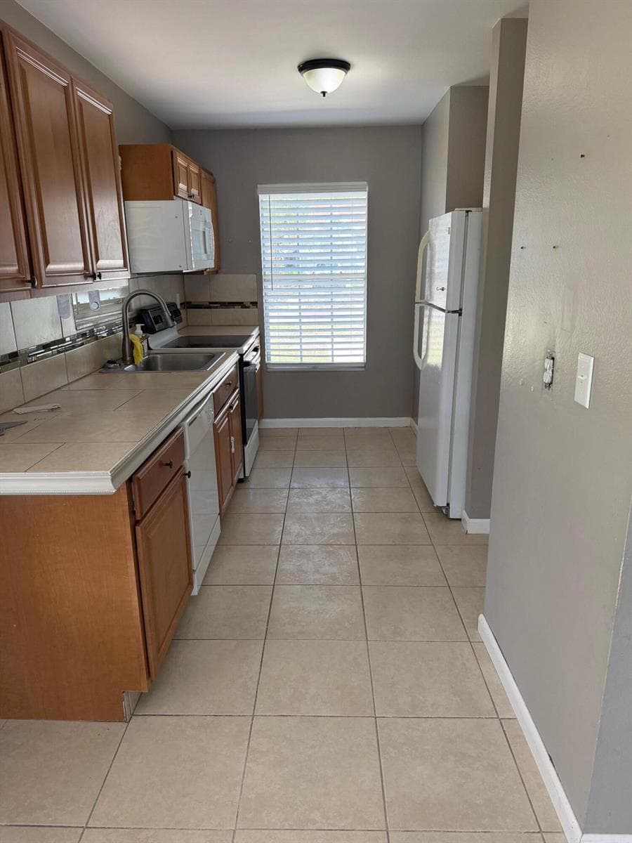 1456 SE Rivergreen Circle, Port St. Lucie, FL 34952 — zdjęcie 5