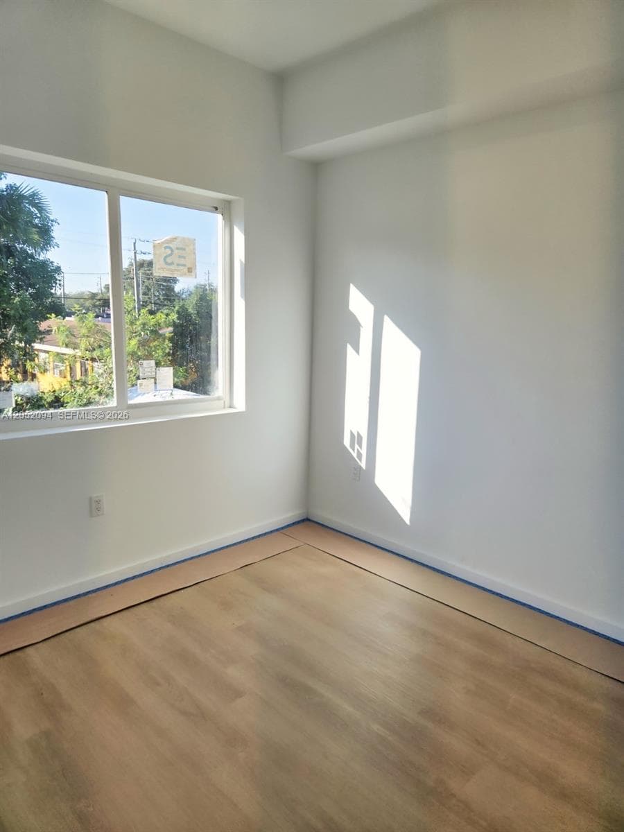 8106 NE 1st Ave # 15, Miami, FL 33138 — zdjęcie 5