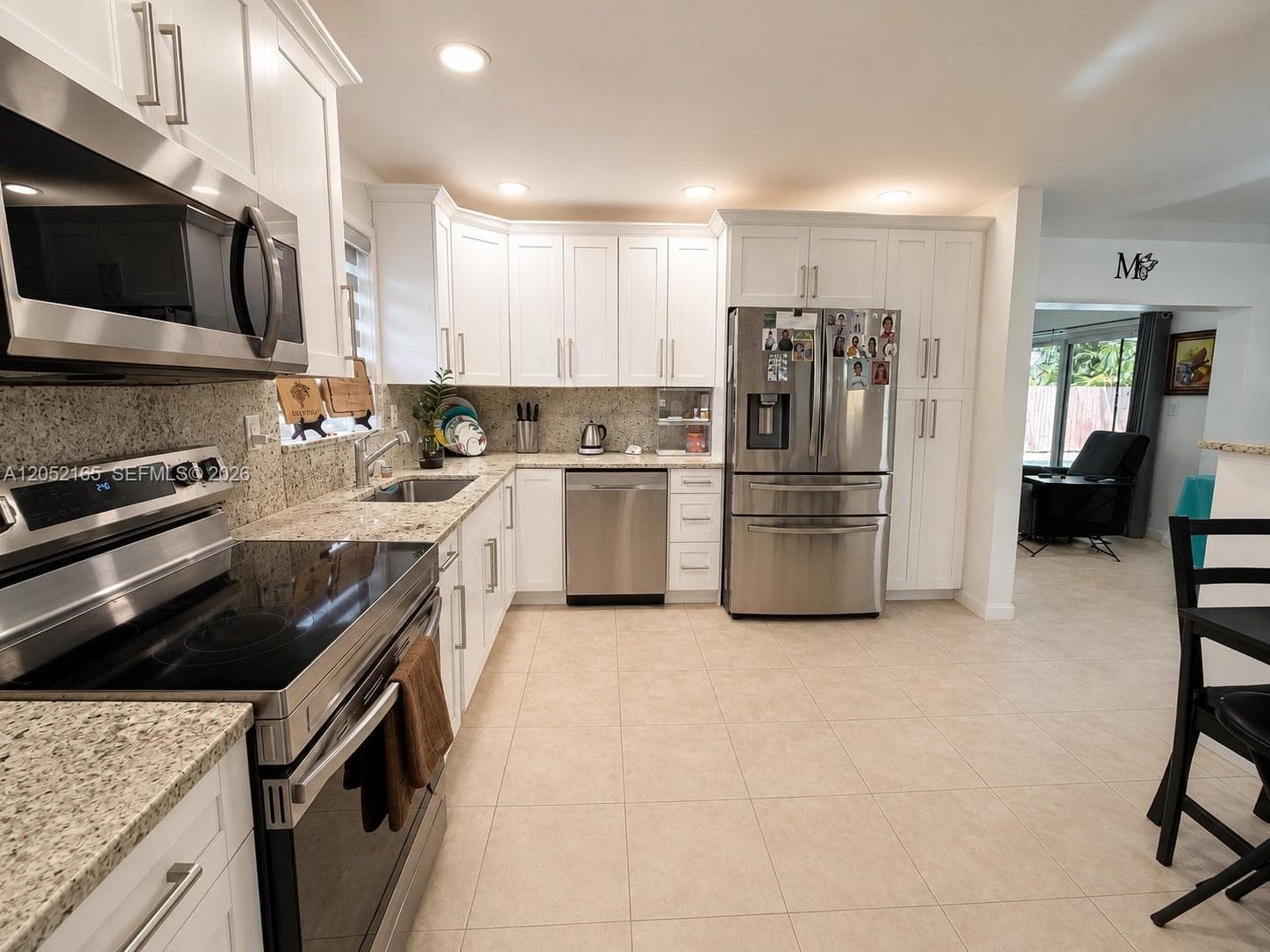 8291 NW 17th Ct, Pembroke Pines, FL 33024 — zdjęcie 2