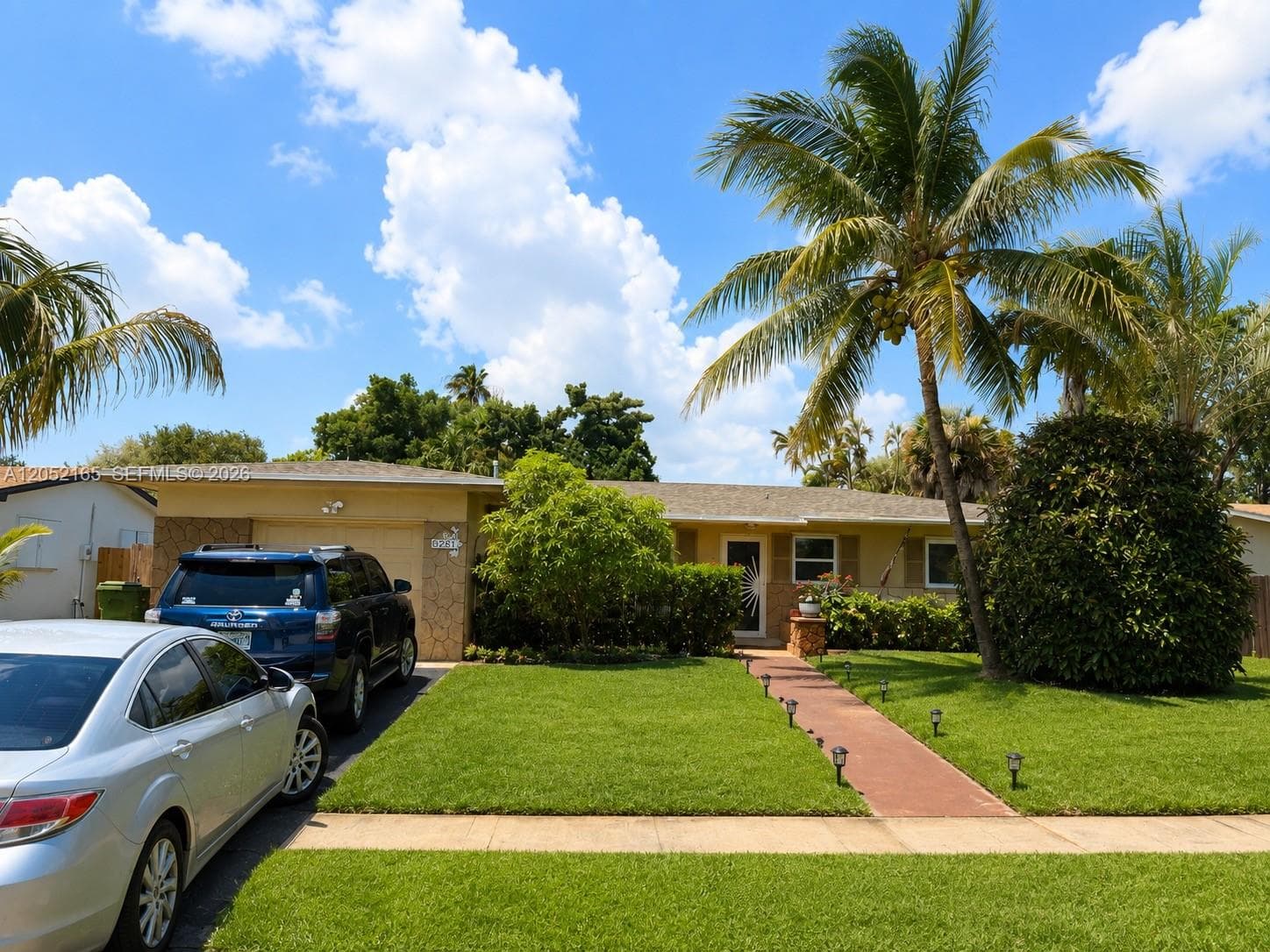 8291 NW 17th Ct, Pembroke Pines, FL 33024