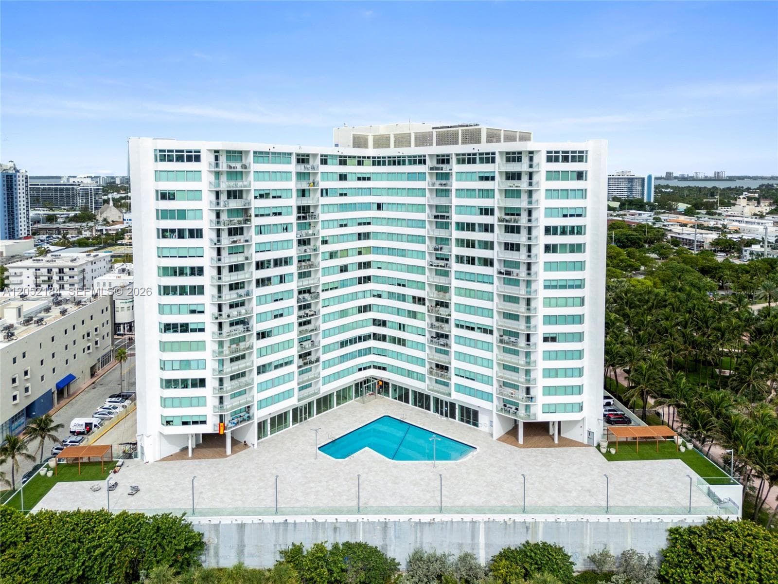 7135 Collins Ave # 1535, Miami Beach, FL 33141 — zdjęcie 4