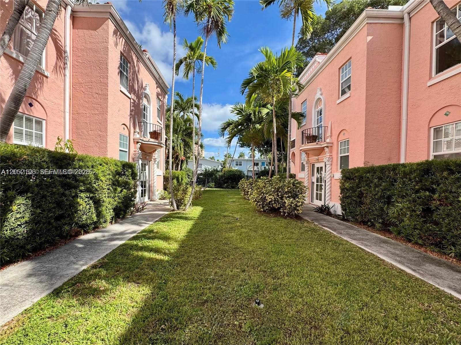 754 Meridian Ave # 15, Miami Beach, FL 33139 — zdjęcie 2