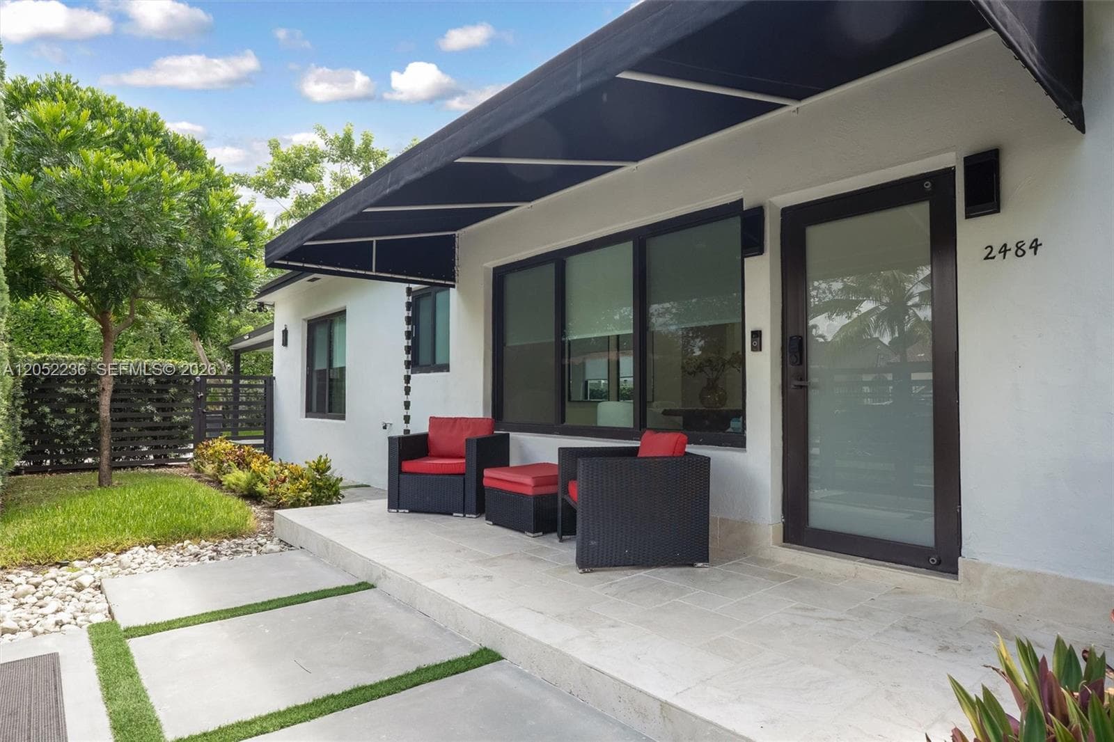 2484 SW 25th St, Miami, FL 33133 — zdjęcie 3
