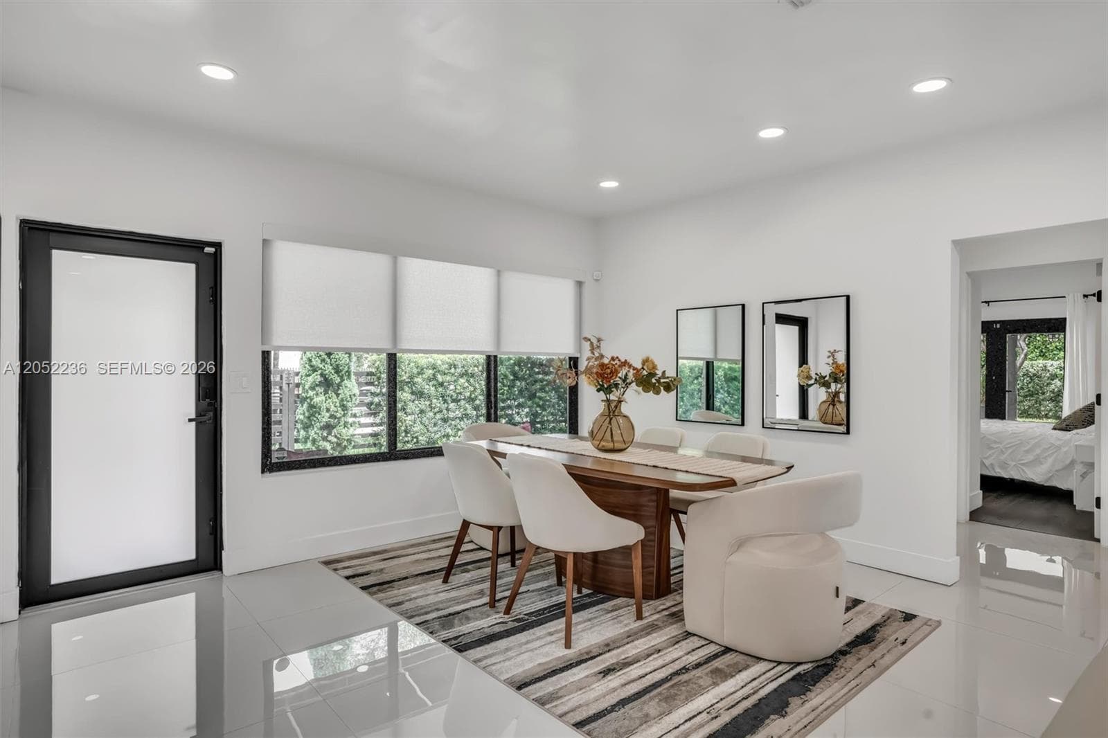 2484 SW 25th St, Miami, FL 33133 — zdjęcie 4