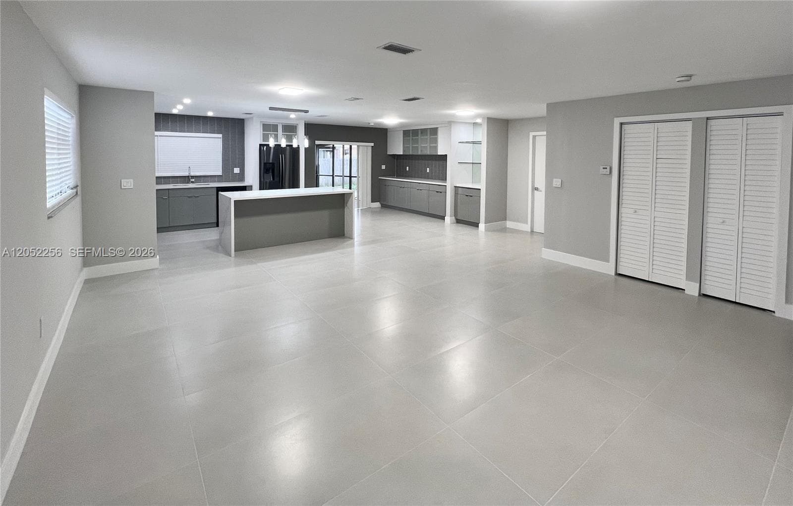 240 SE 7th St, Dania Beach, FL 33004 — zdjęcie 2