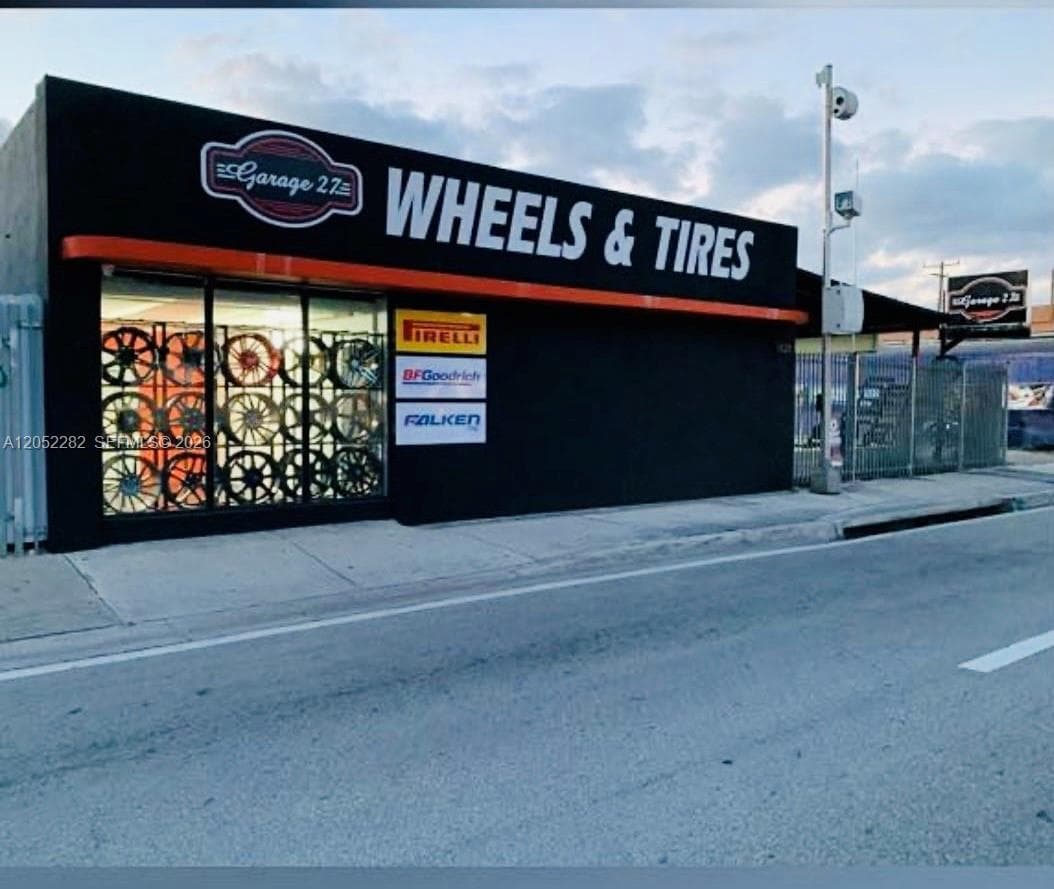 3420 NW 27th Ave, Miami, FL 33142