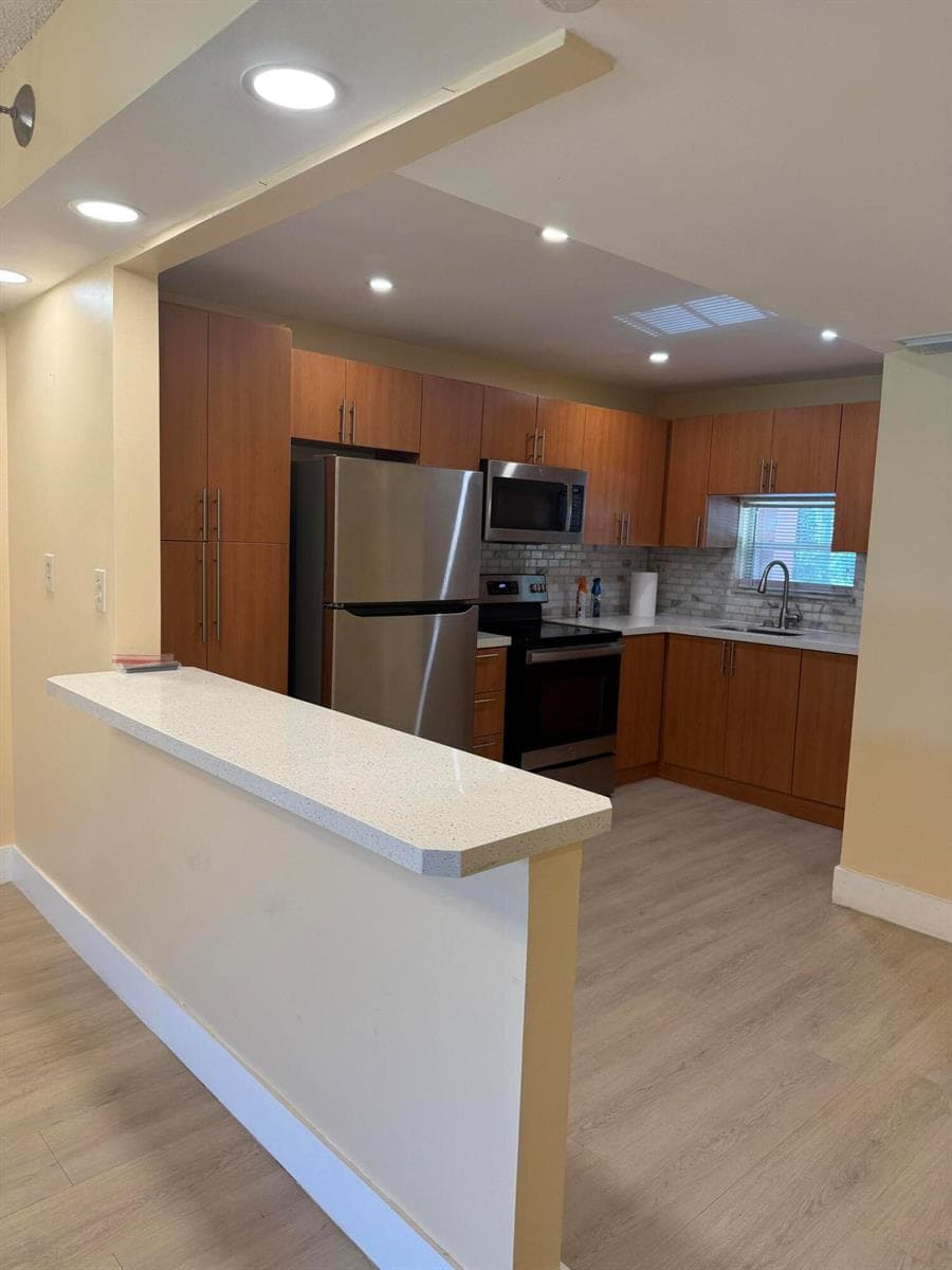 830 S Hollybrook Drive # 204, Pembroke Pines, FL 33025 — zdjęcie 3