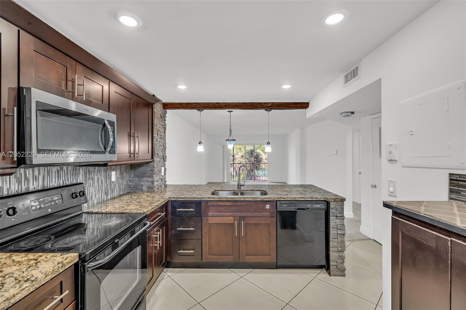 1100 NW 87th Ave # 307, Coral Springs, FL 33071