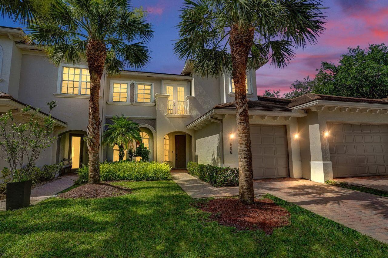 6379 Bella Circle W # 606, Boynton Beach, FL 33437
