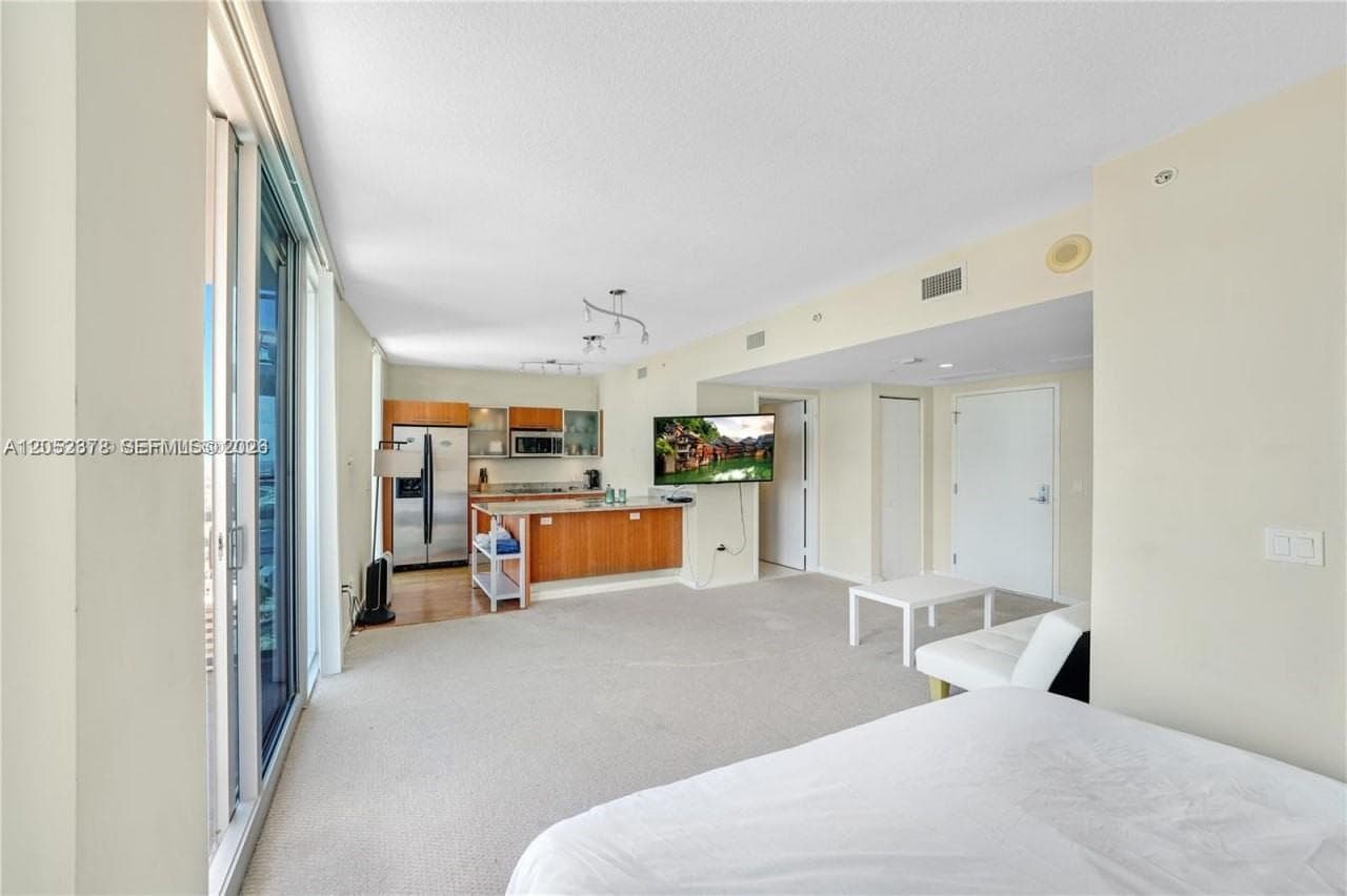 185 SW 7th St # 3100, Miami, FL 33130 — zdjęcie 5