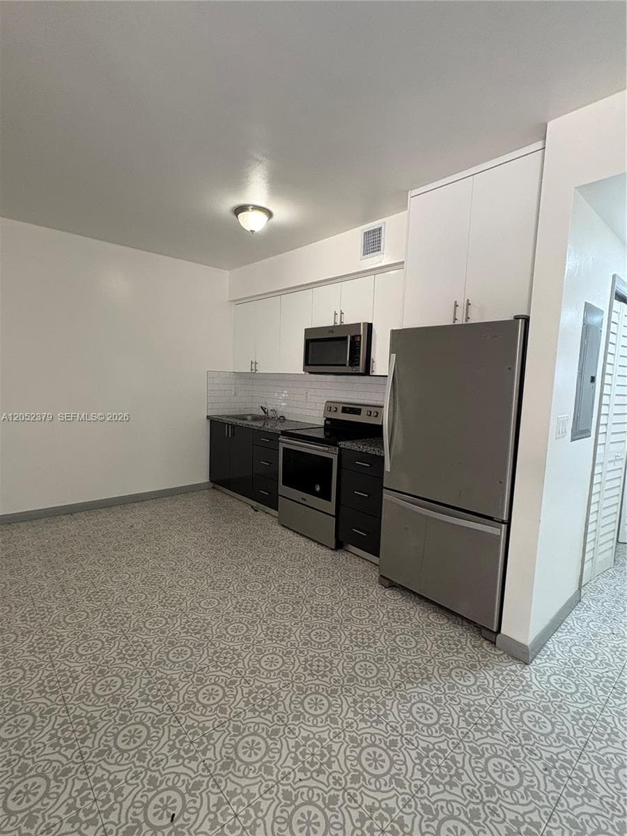 10120 W Fern St, Miami, FL 33157 — zdjęcie 3