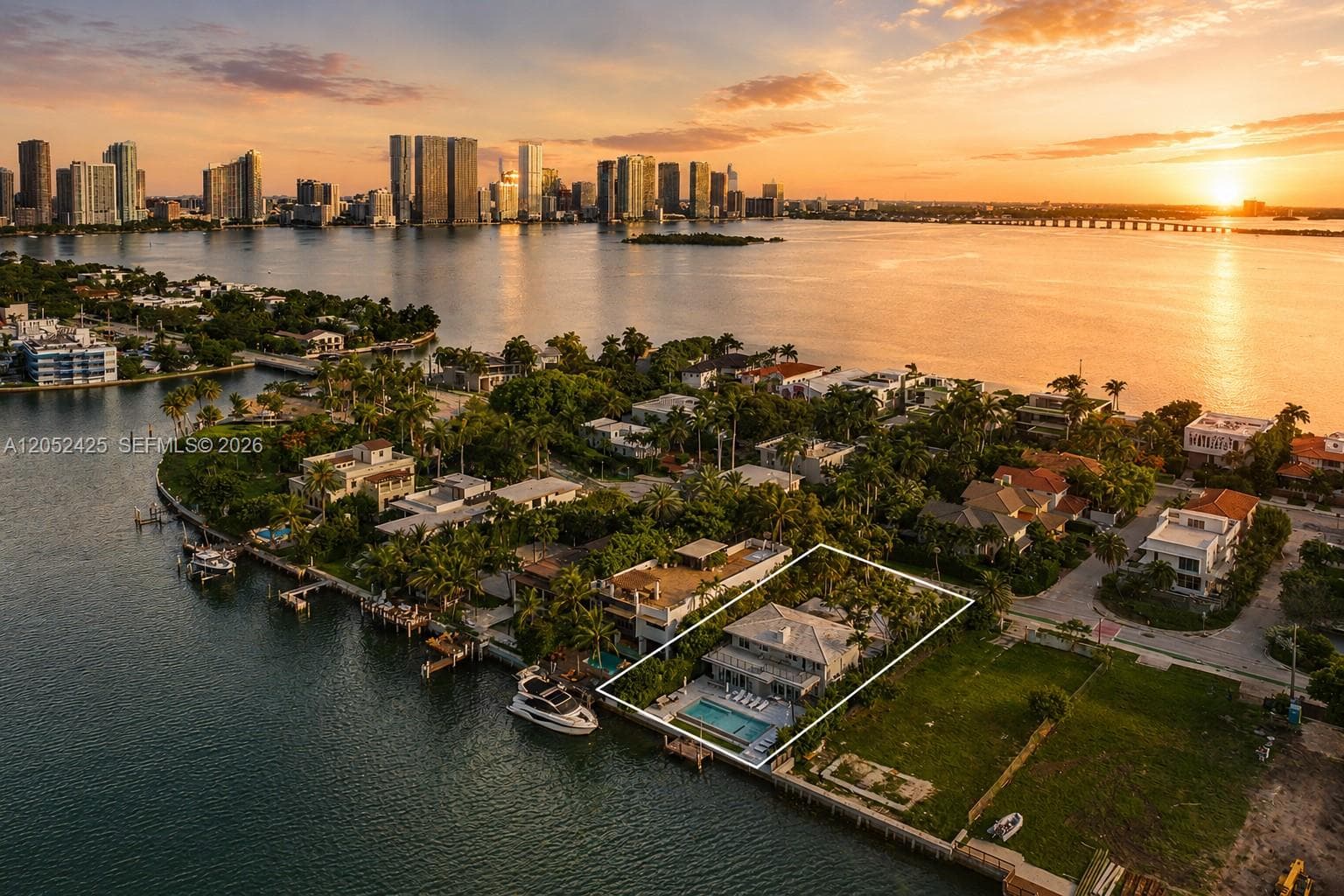 1300 S Venetian Way, Miami, FL 33139 — zdjęcie 2