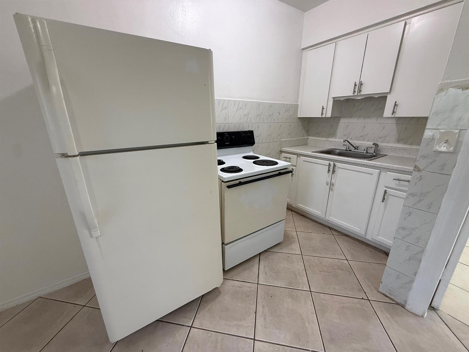 6014 Fillmore Street # 4e, Hollywood, FL 33024 — zdjęcie 2