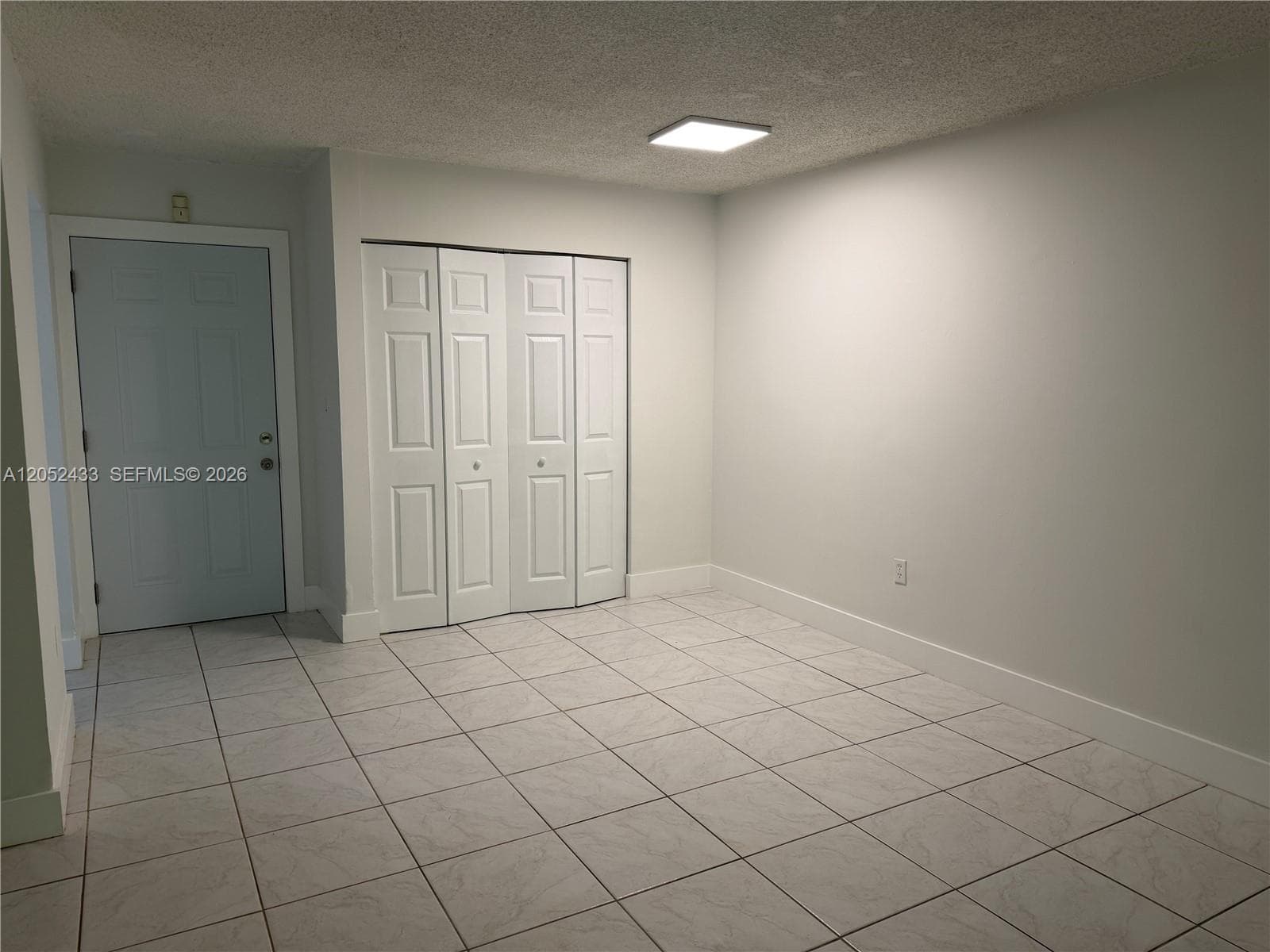 6095 W 18th Ave # S306, Hialeah, FL 33012 — zdjęcie 3
