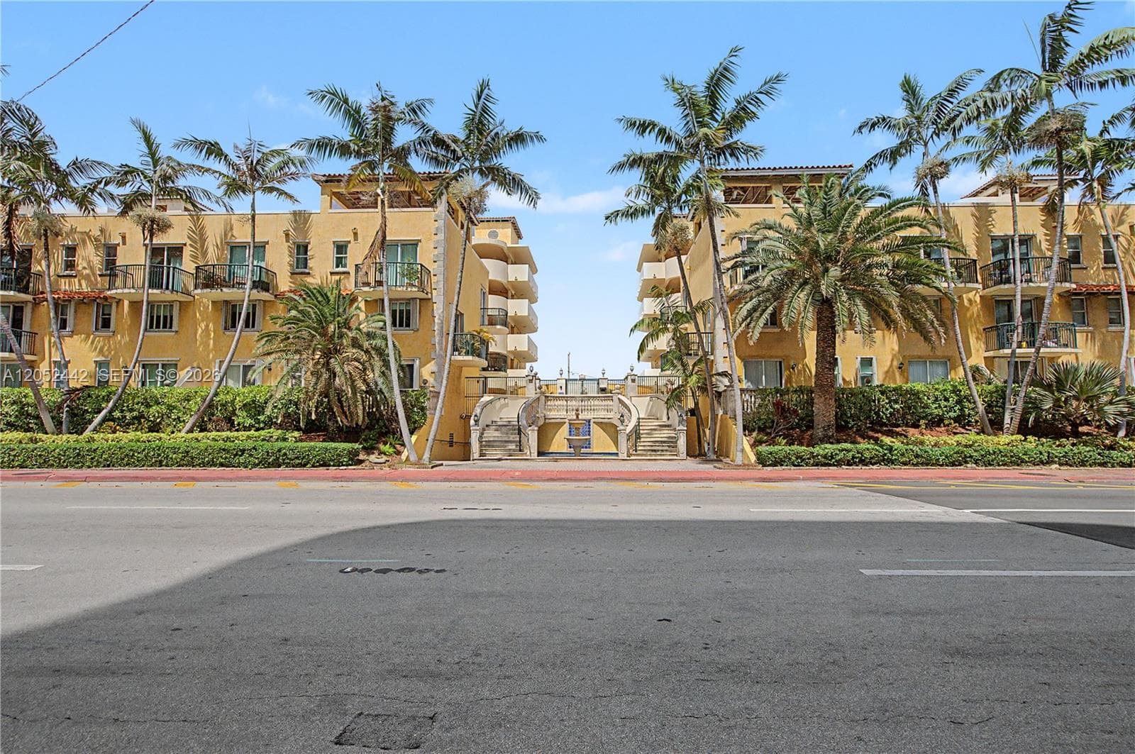 8888 Collins Ave # 115, Surfside, FL 33154 — zdjęcie 2