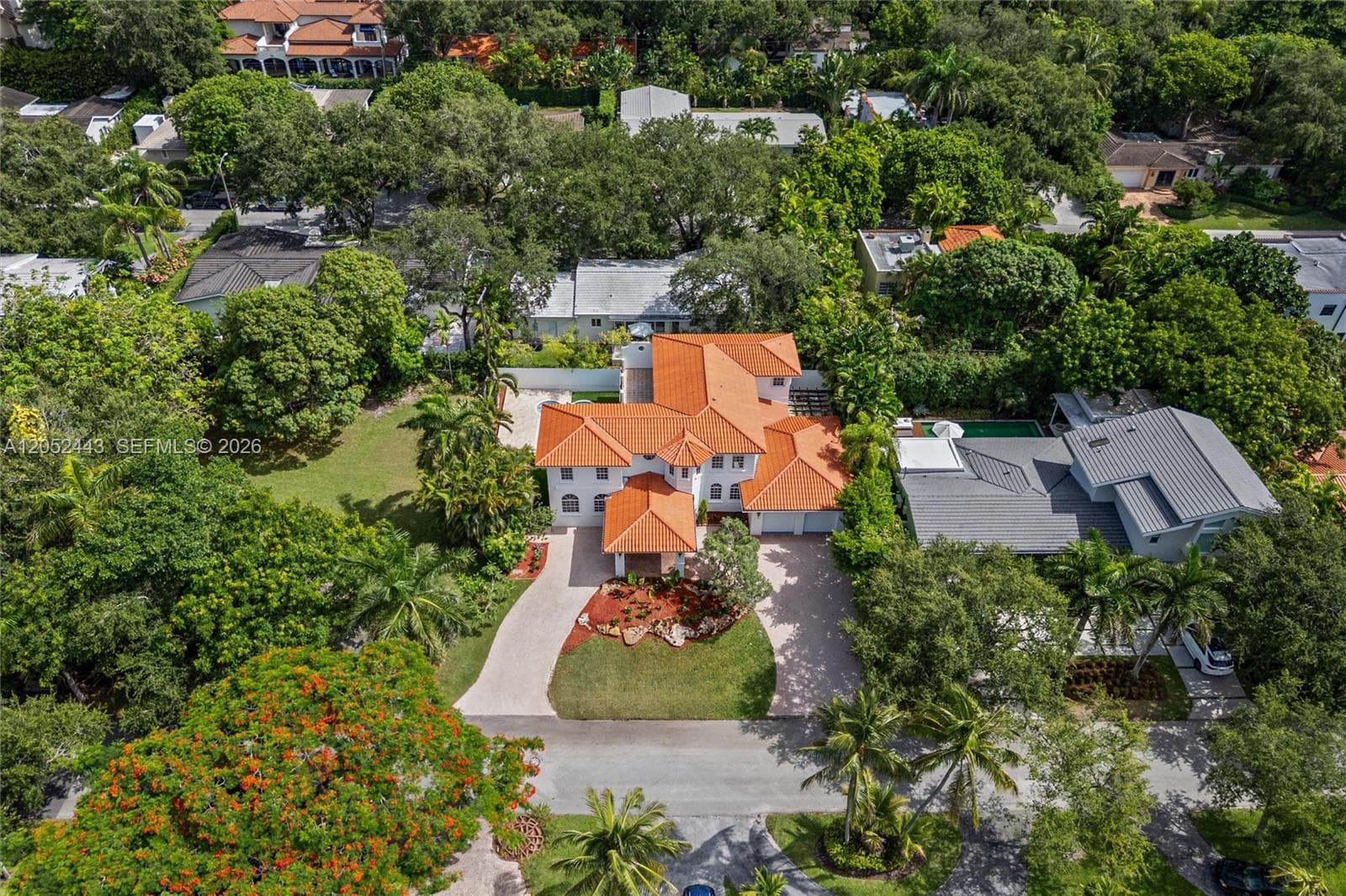145 W Sunrise Ave, Coral Gables, FL 33133 — zdjęcie 3