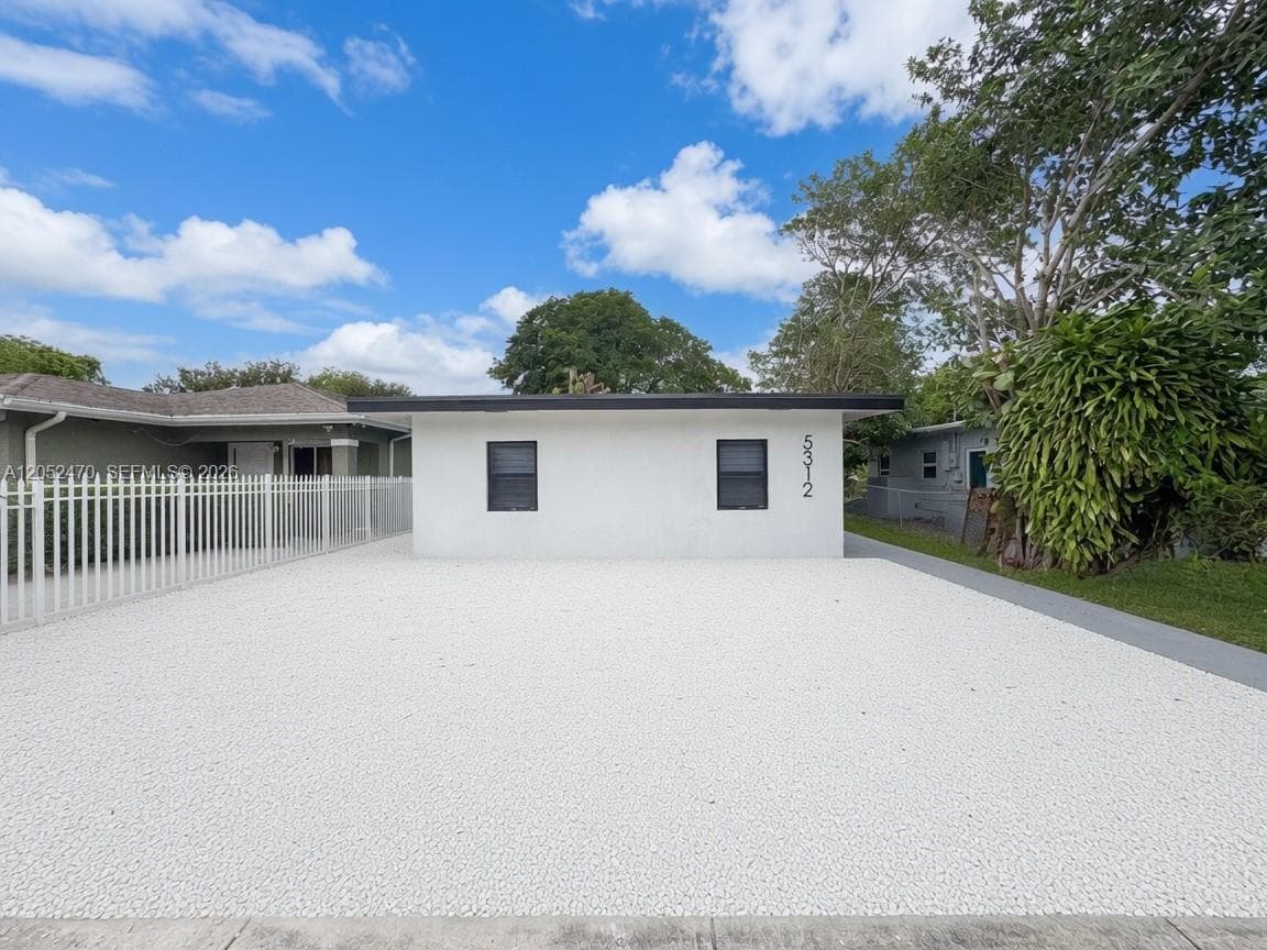 5312 NW 24th Ct, Miami, FL 33142 — zdjęcie 2