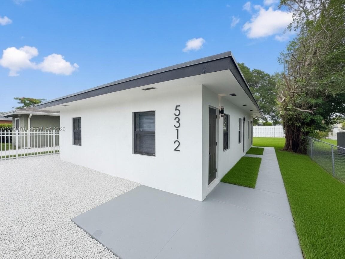 5312 NW 24th Ct, Miami, FL 33142