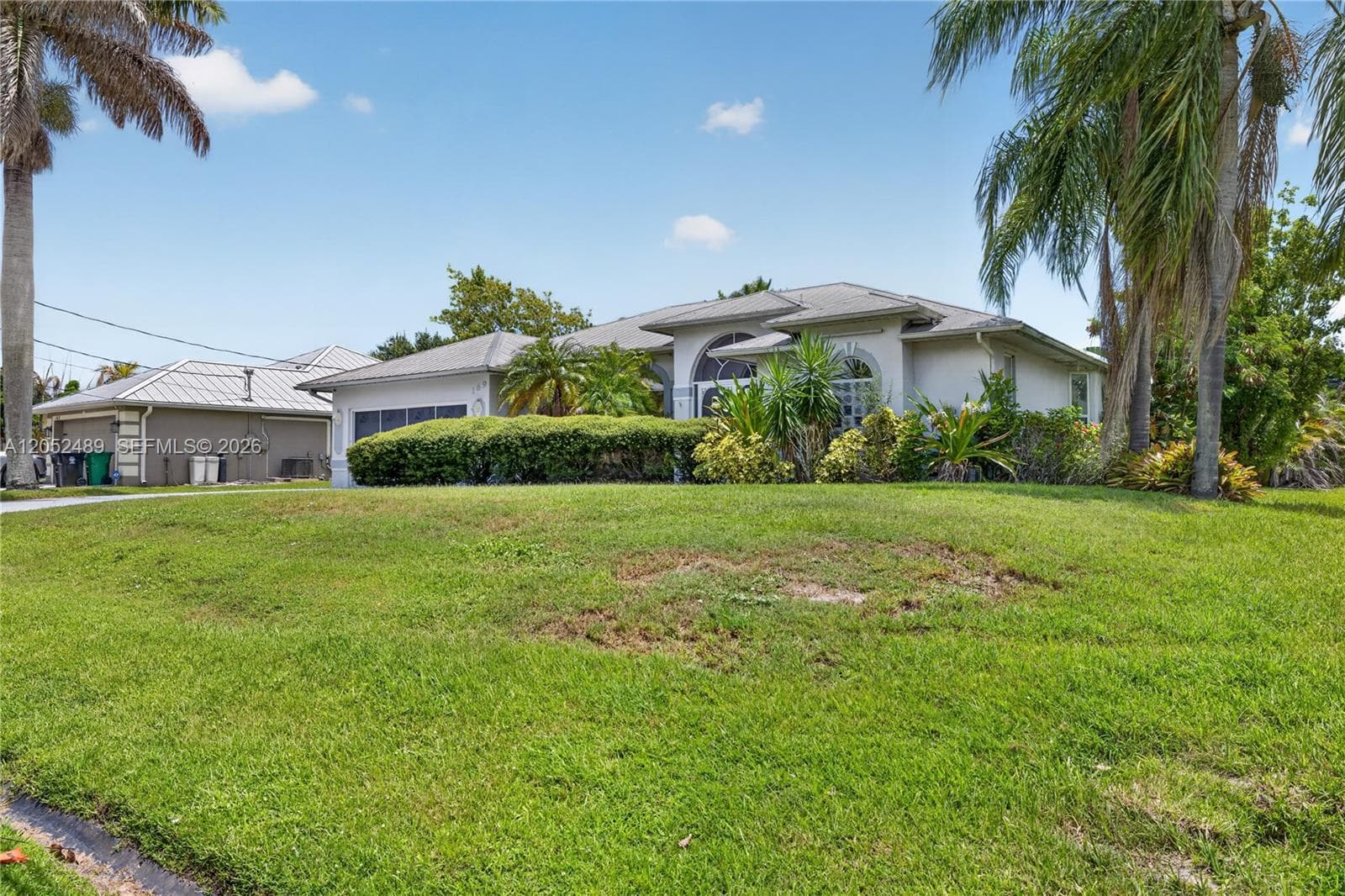 169 SE Whitmore Dr, Port St. Lucie, FL 34984 — zdjęcie 2