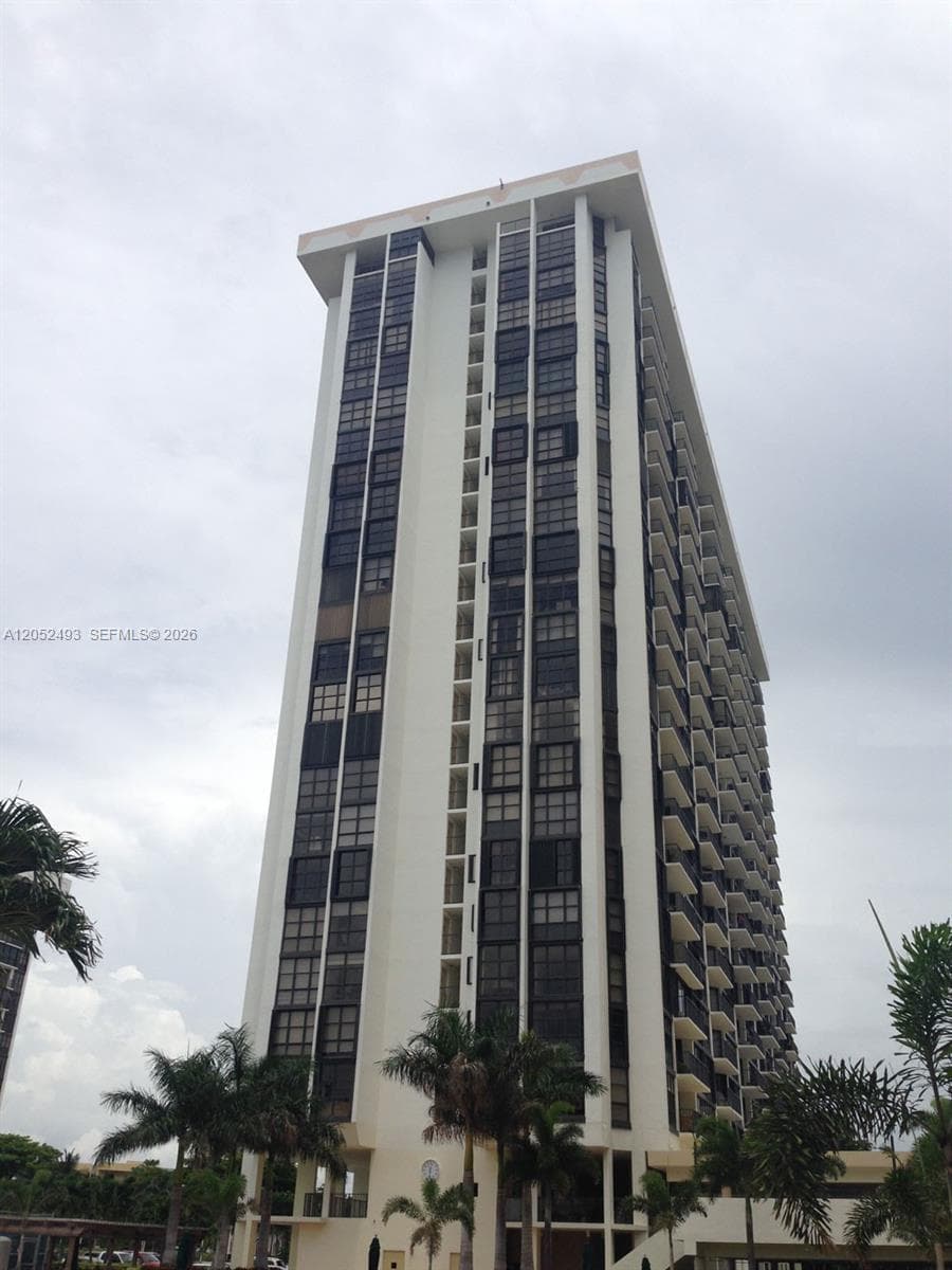 1901 Brickell Ave # B504, Miami, FL 33129